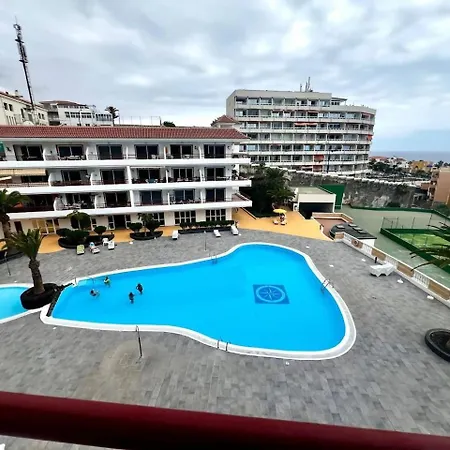 Apartamento Con Piscina